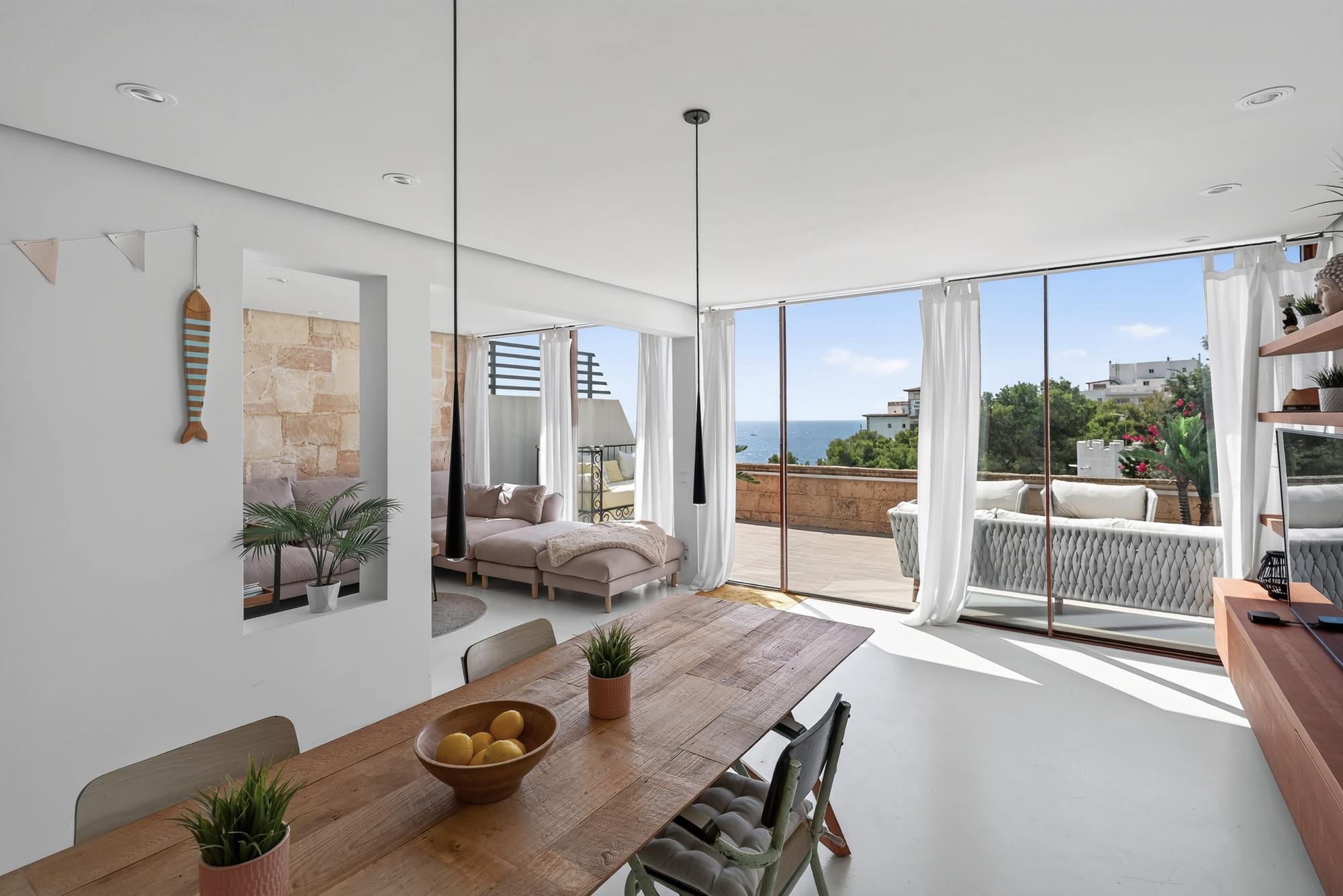 living - 122m² apartment with 32m² terrace for sale in Illetas - gallery thumbnail - 3