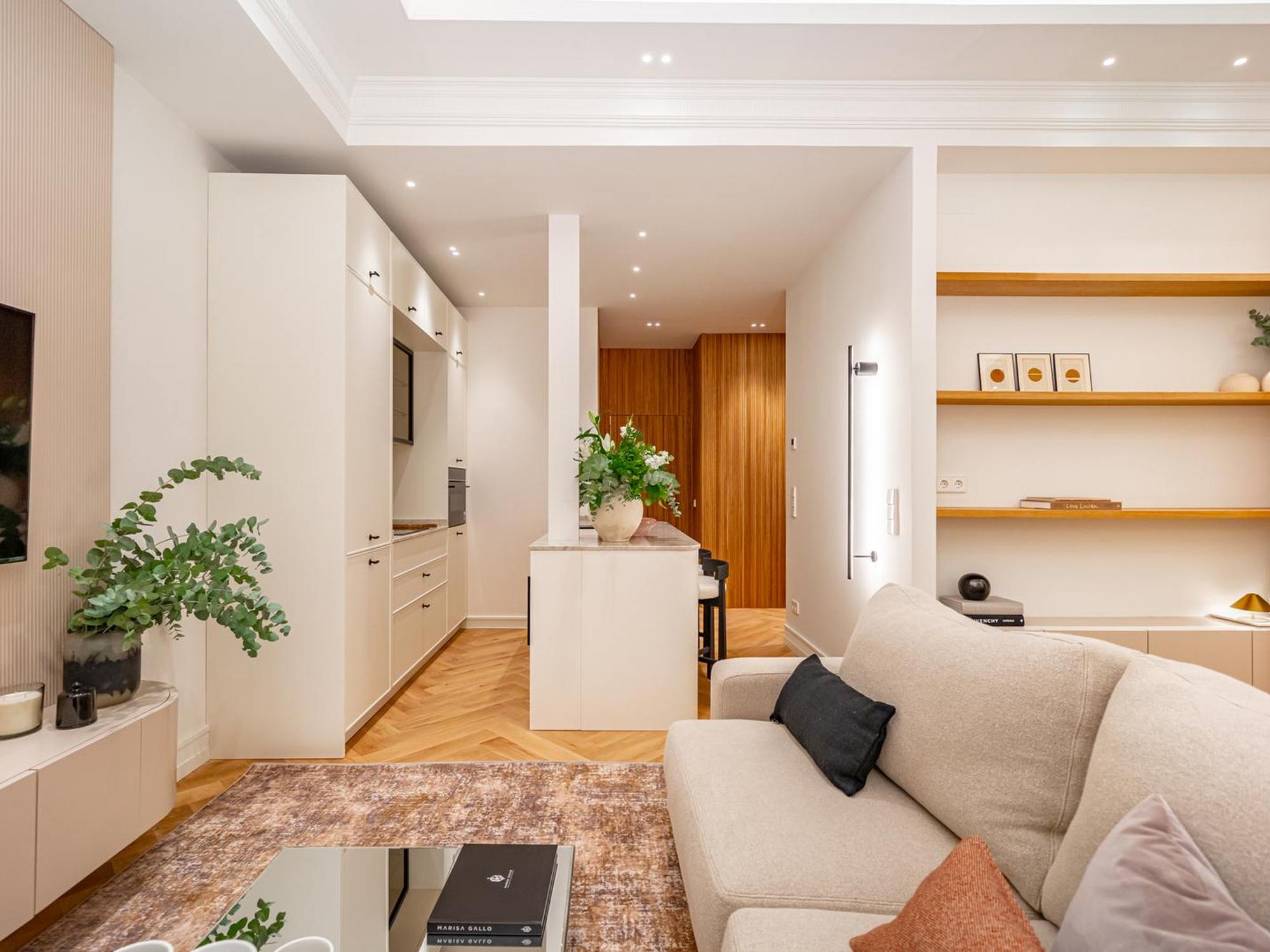 living - Piso de 113m² en alquiler en Goya, Madrid - gallery thumbnail - 5