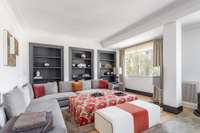 living - 375m² apartment for rent in Castellana, Madrid - gallery thumbnail - 6