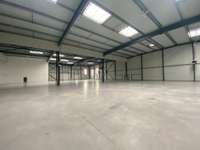 logistics - Light Industrial Premises / Offices For Rent - gallery thumbnail - 4