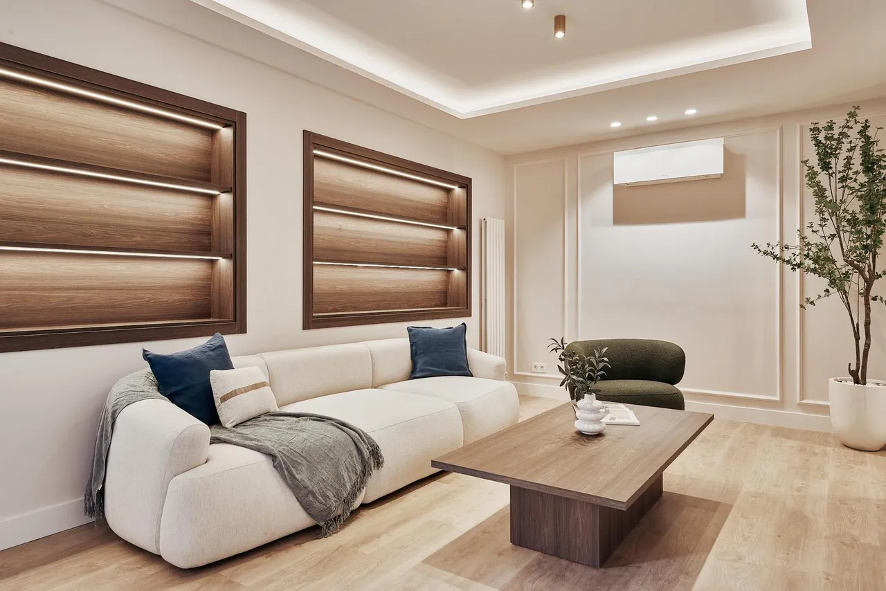 living - 154m² apartment for sale in Almagro, Madrid - gallery - 5
