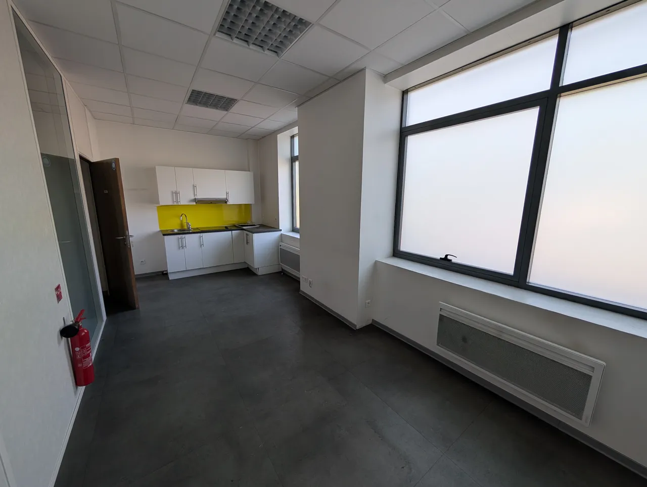 logistics - Activités / Bureaux À Louer - gallery - 4