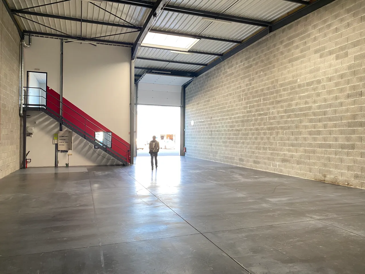 logistics - Activités / Bureaux À Louer - gallery - 9