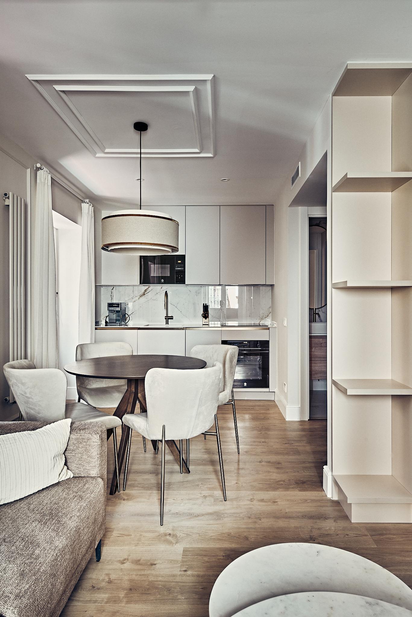 living - 68m² apartment for sale in Sol, Madrid - gallery thumbnail - 5
