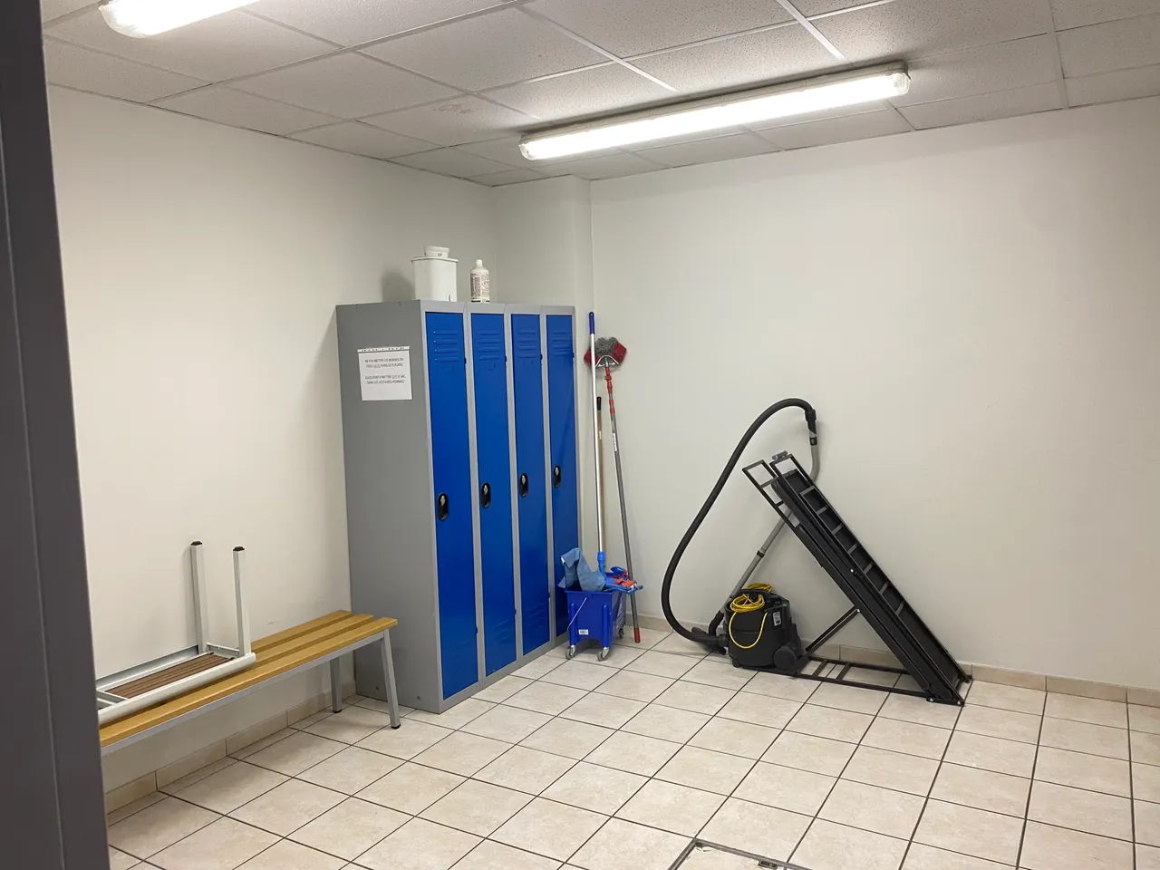 logistics - Activités / Bureaux À Louer - gallery - 8