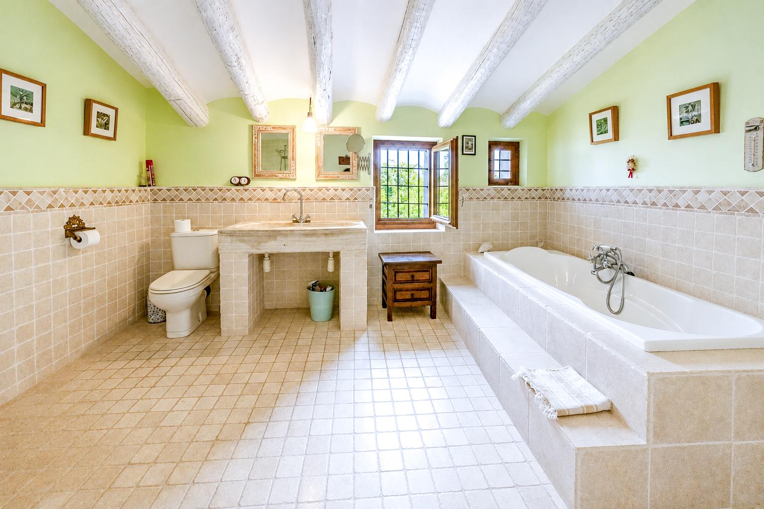 living - 692m² country house for sale in Penedès, Barcelona - gallery - 9