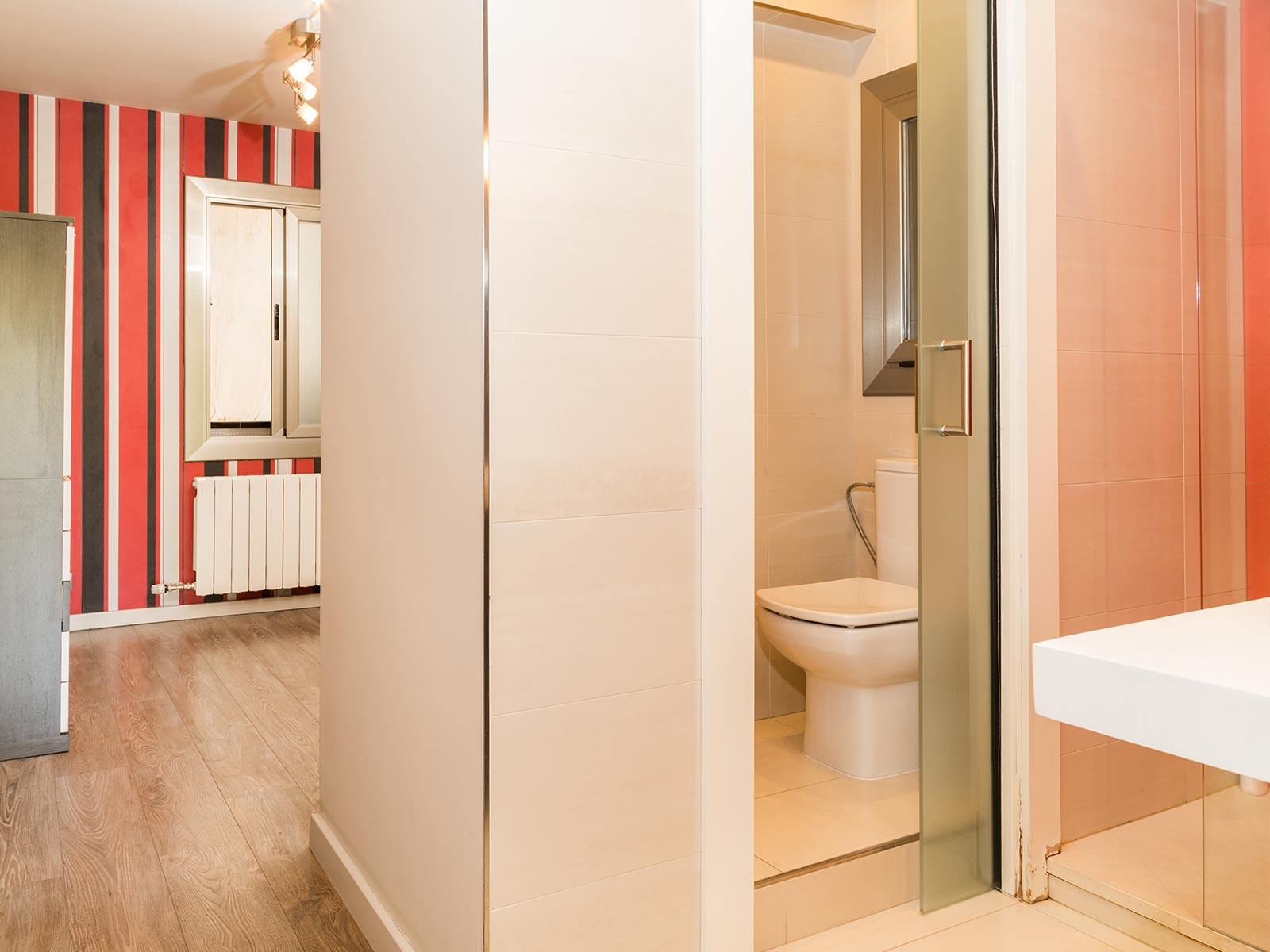 living - Piso de 90m² en venta en Sant Antoni, Barcelona - gallery - 3