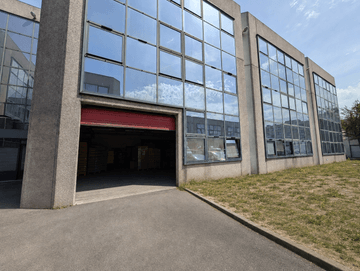 logistics - Local d’activités À Louer - featured