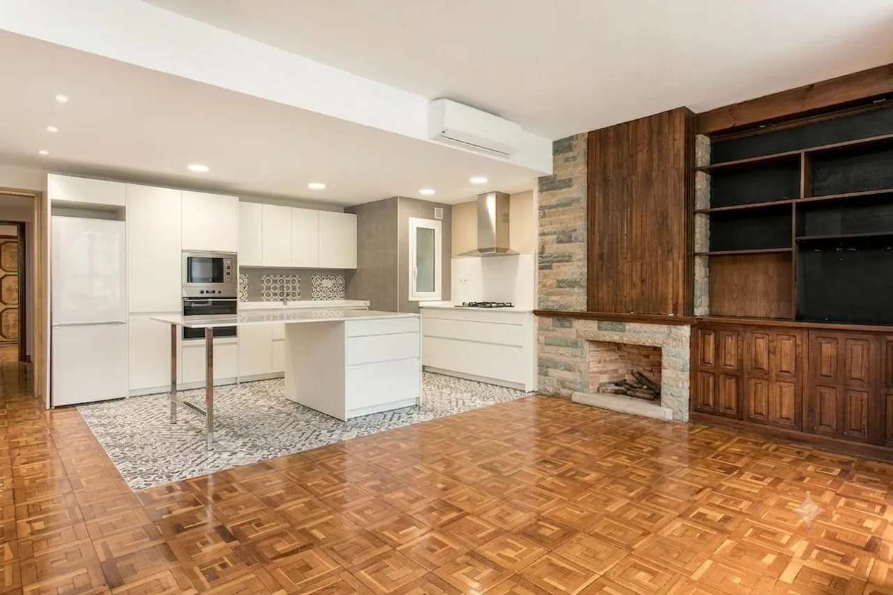living - Piso de 124m² en venta en Sant Gervasi - Galvany, Barcelona - gallery - 2