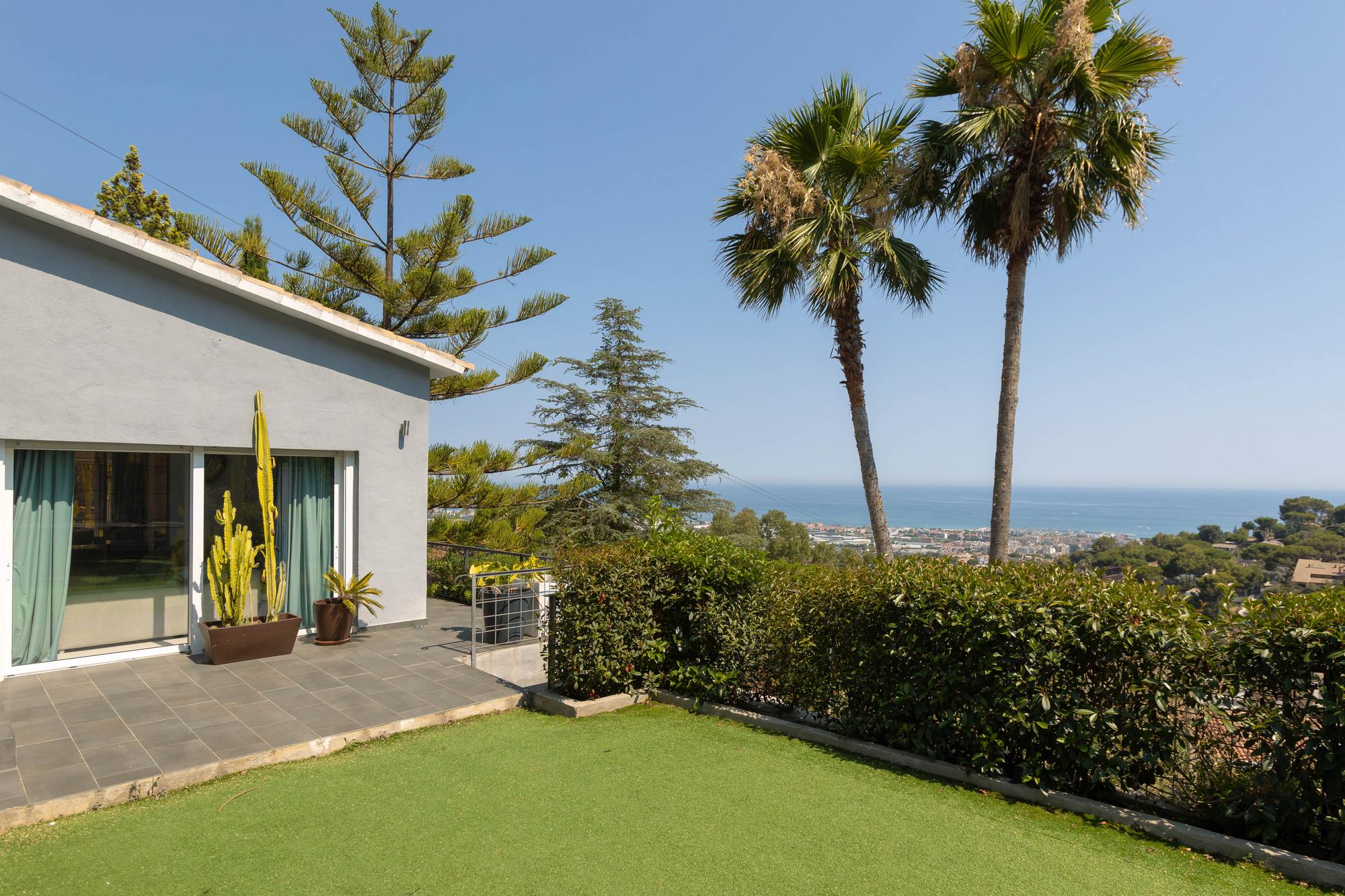 living - 406m² house / villa for sale in Premià de Dalt, Barcelona - gallery - 6