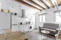 living - Piso de 95m² en alquiler en Sol, Madrid - gallery thumbnail - 2