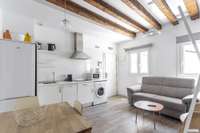 living - Piso de 95m² en alquiler en Sol, Madrid - gallery thumbnail - 2