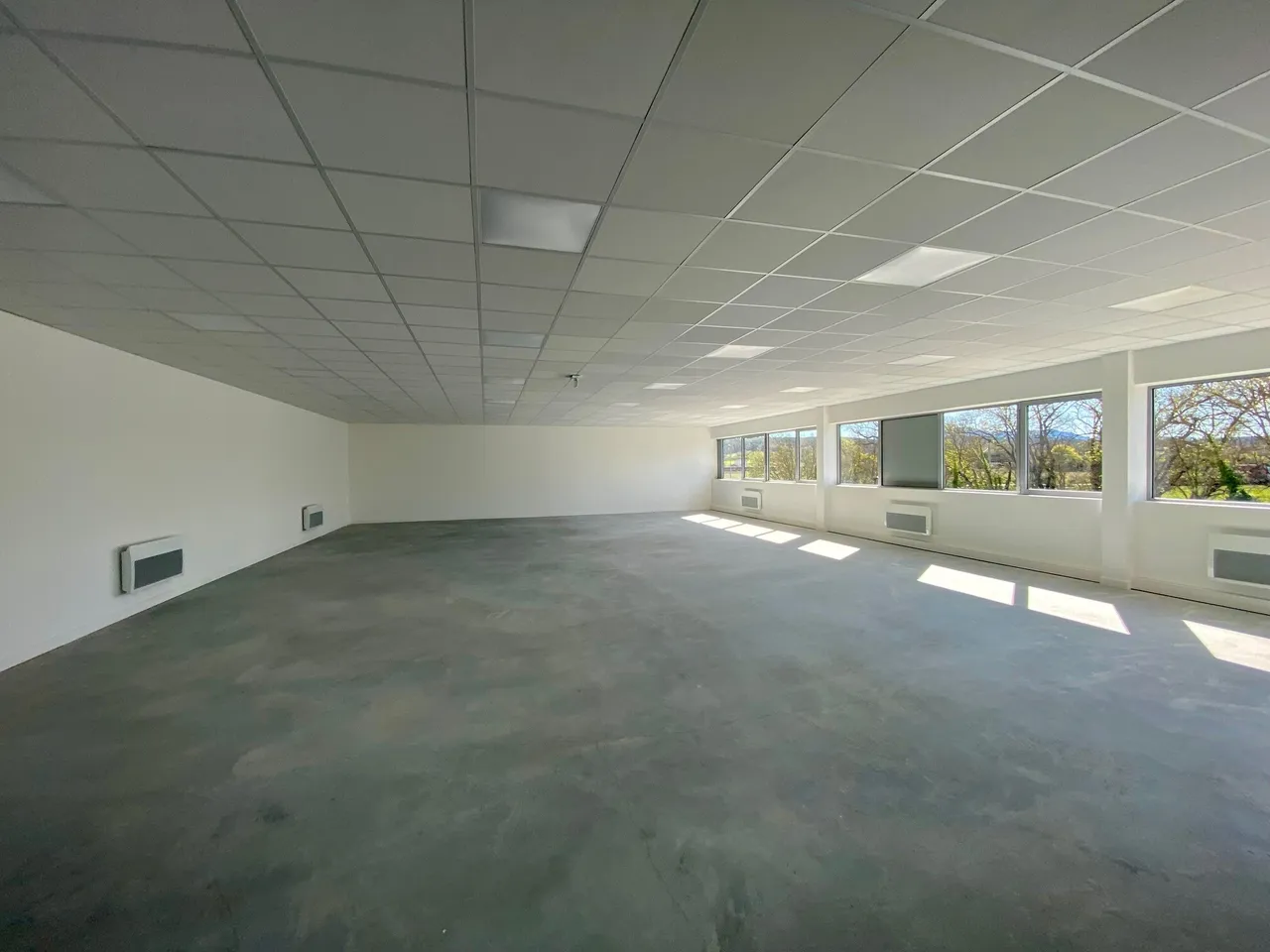 logistics - Activity Facility For Rent - gallery - 5