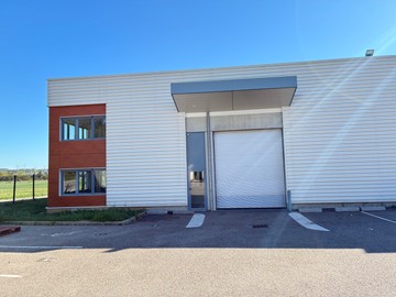 logistics - Activités / Bureaux À Louer - featured