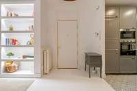 living - 104m² apartment for rent in Trafalgar, Madrid - gallery thumbnail - 7