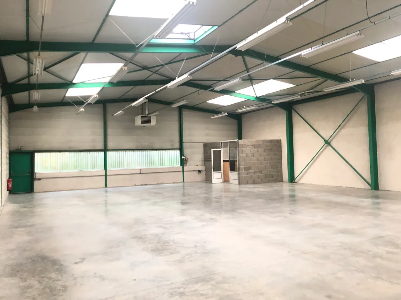logistics - Activités / Bureaux À Louer - gallery - 4