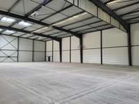 logistics - Activités / Bureaux À Louer - gallery thumbnail - 2
