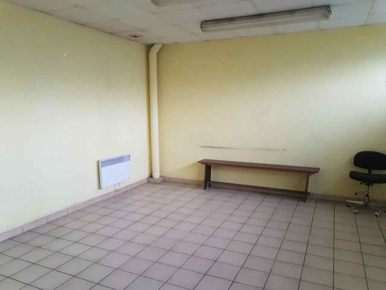 logistics - Warehouse / Offices For Rent - gallery - 5