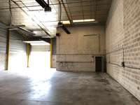 logistics - Activités / Bureaux À Louer - gallery thumbnail - 2