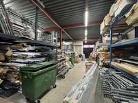 logistics - Activités / Bureaux À Louer - gallery thumbnail - 2
