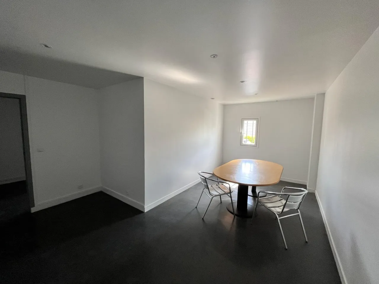 logistics - Activités / Bureaux À Louer - gallery - 4