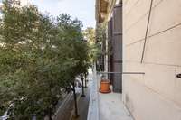 living - 116m² apartment with 6m² terrace for sale in El Born - gallery thumbnail - 4