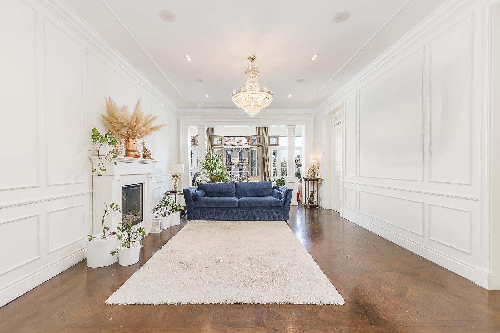 living - Piso de 190m² en venta en Eixample Derecho, Barcelona - gallery thumbnail - 3