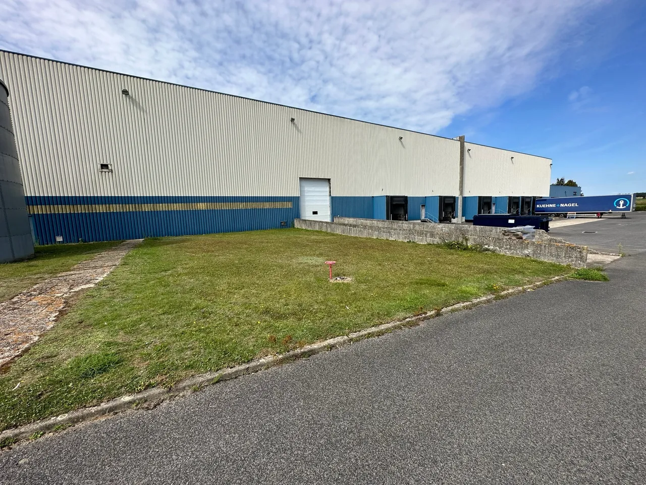 logistics - Logistics Warehouse For Rent - For Sale - gallery - 5