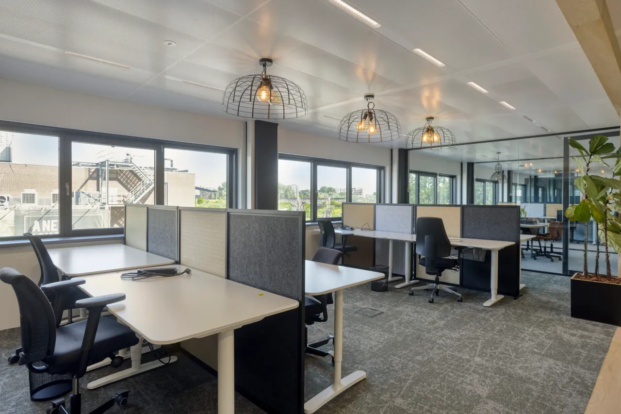 office - I-Quarters - Marie - Office - Dils - gallery - 32