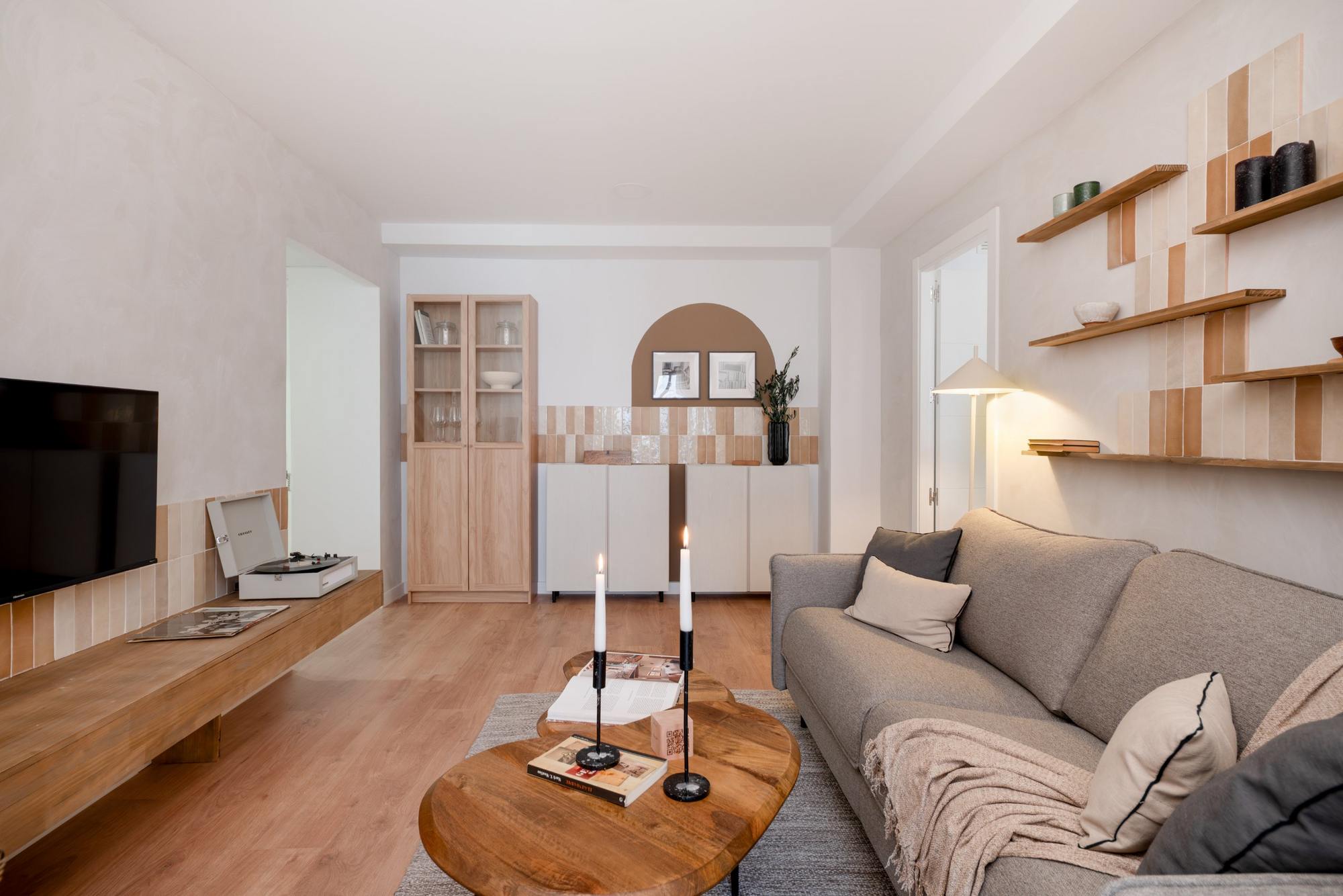 living - Piso de 73m² en venta en Universidad, Madrid - gallery thumbnail - 5