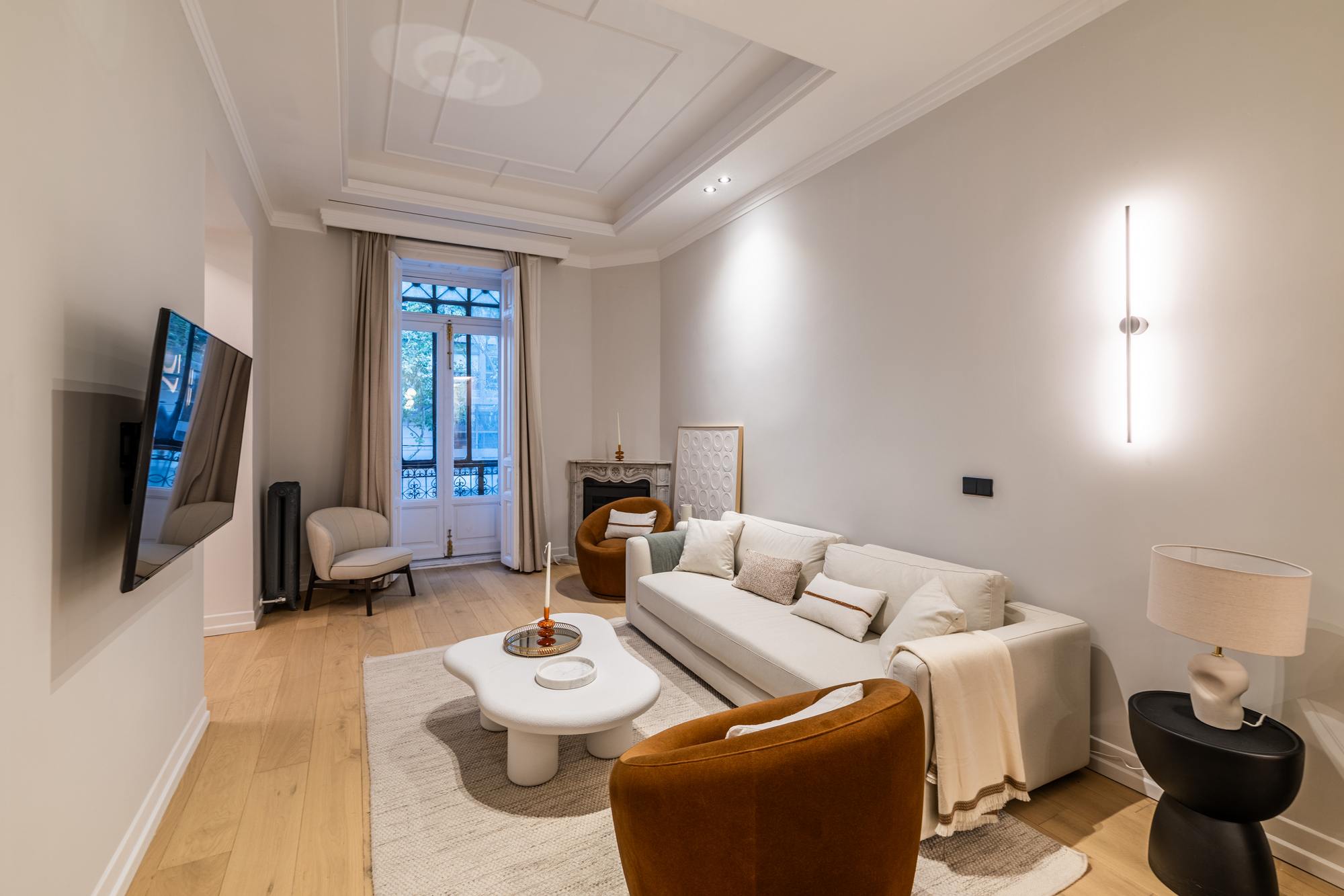 living - 148m² apartment for sale in Almagro, Madrid - gallery thumbnail - 10