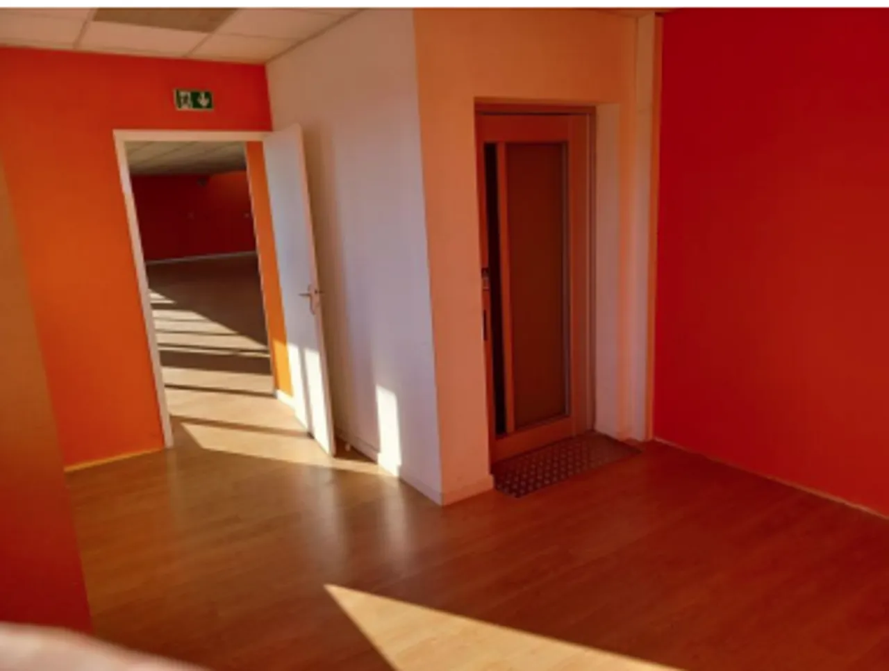 logistics - Light Industrial Premises / Offices For Rent - gallery - 6