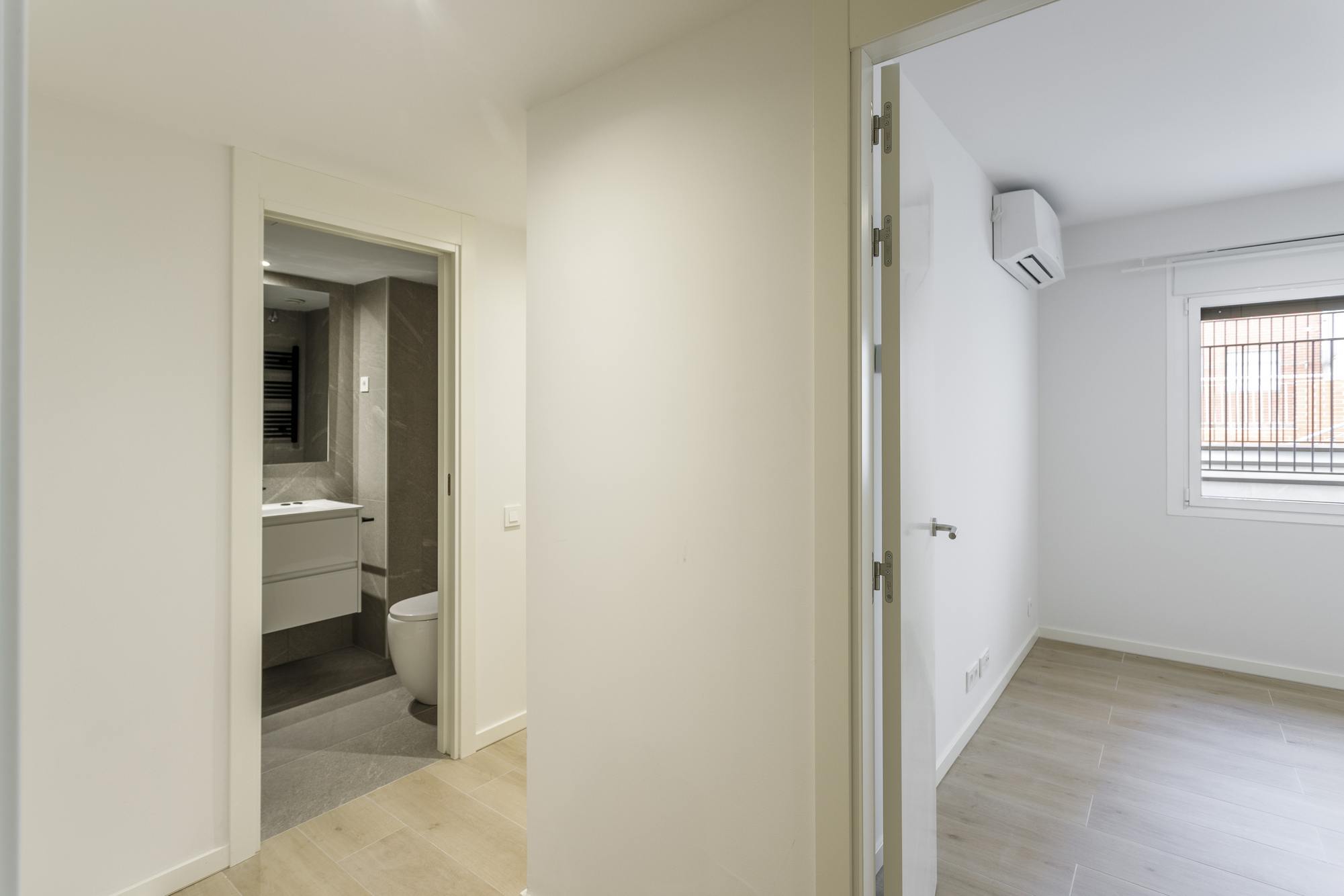 living - 72m² apartment with 16m² terrace for rent in Ventilla - Almenara - gallery thumbnail - 9