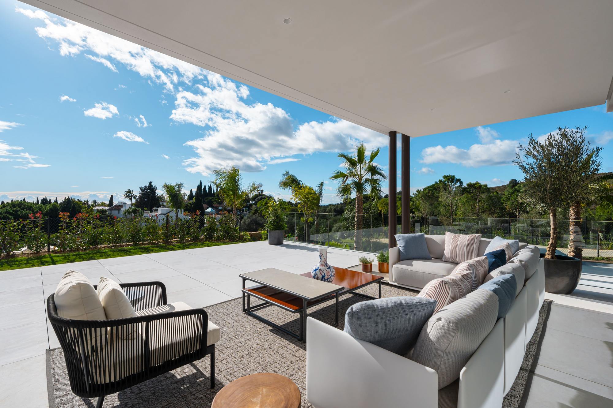 living - 802m² house / villa with 421m² terrace for sale in Golden Mile - gallery thumbnail - 10