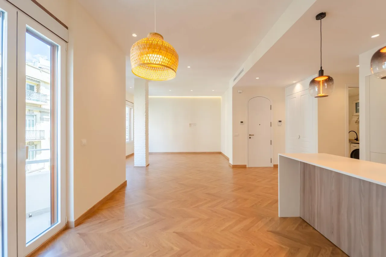living - 115m² apartment for rent in El Pla del Remei, Valencia - gallery - 9