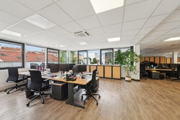 office - Bureaux À Louer - featured