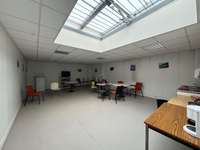 logistics - Light Industrial Premises / Offices For Rent - gallery thumbnail - 9