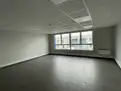 logistics - Local d’activités À Louer - gallery thumbnail - 6