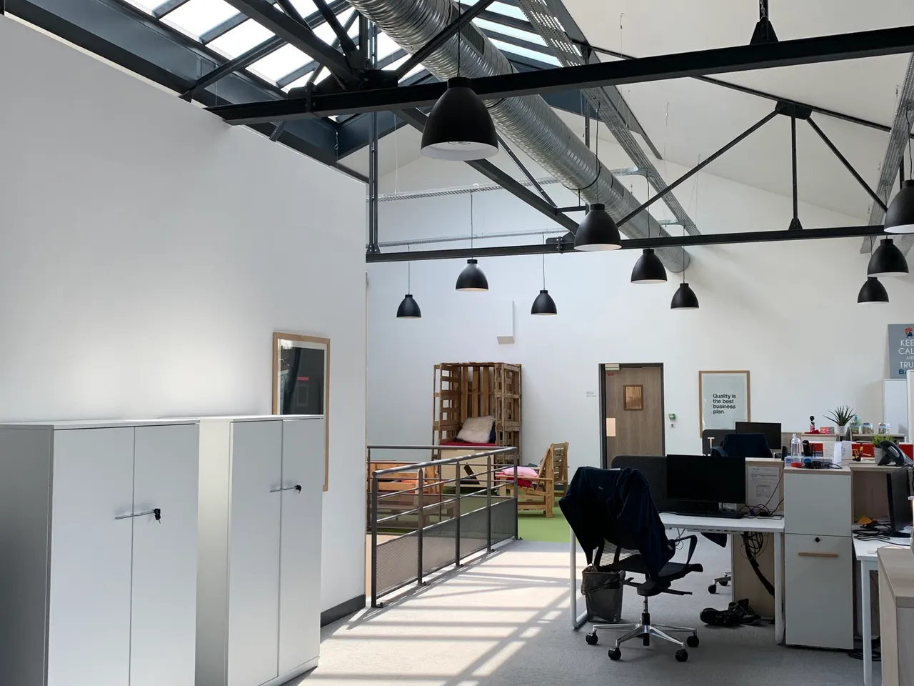 logistics - Activités / Bureaux À Louer - gallery - 10