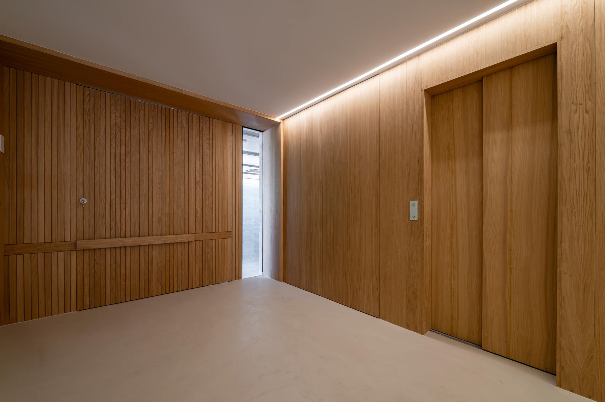 living - Casa / villa de 1,499m² en venta en La Moraleja Urbanización - gallery - 5