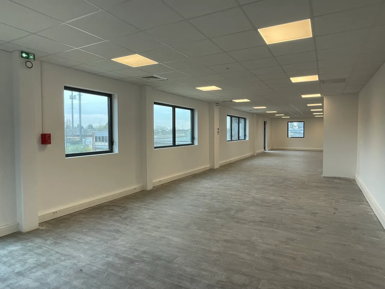 logistics - Activity Facility For Rent - gallery - 7