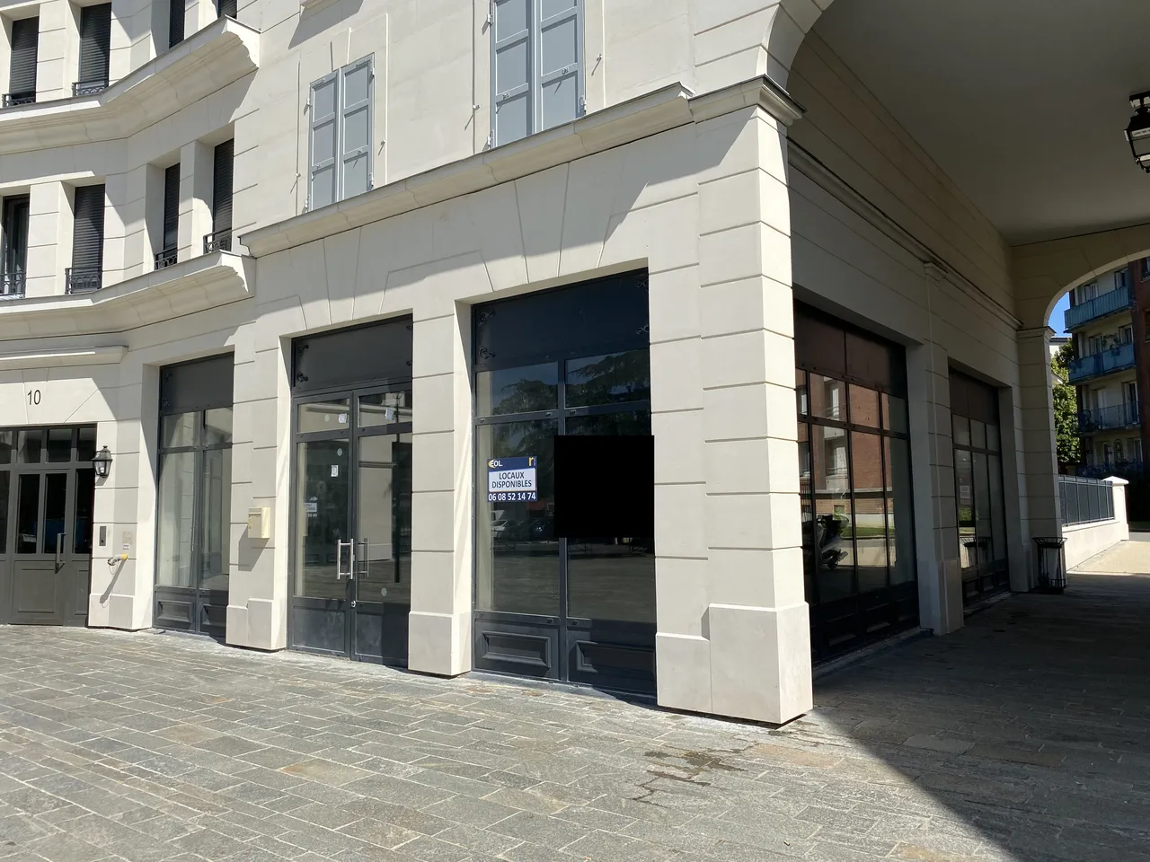 retail - Commerce Pied d’immeuble À Louer - gallery - 3