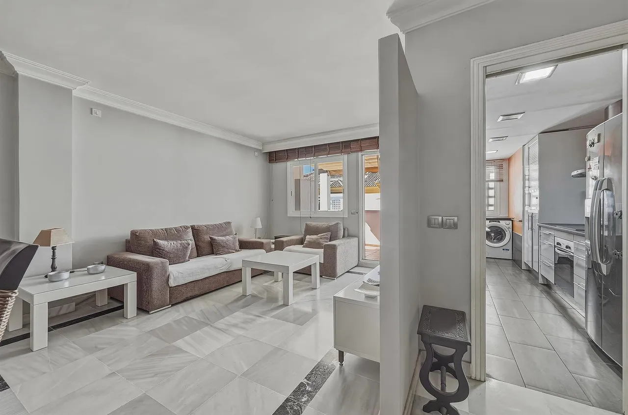 living - 118m² apartment with 19m² terrace for sale in Golden Mile - gallery - 3