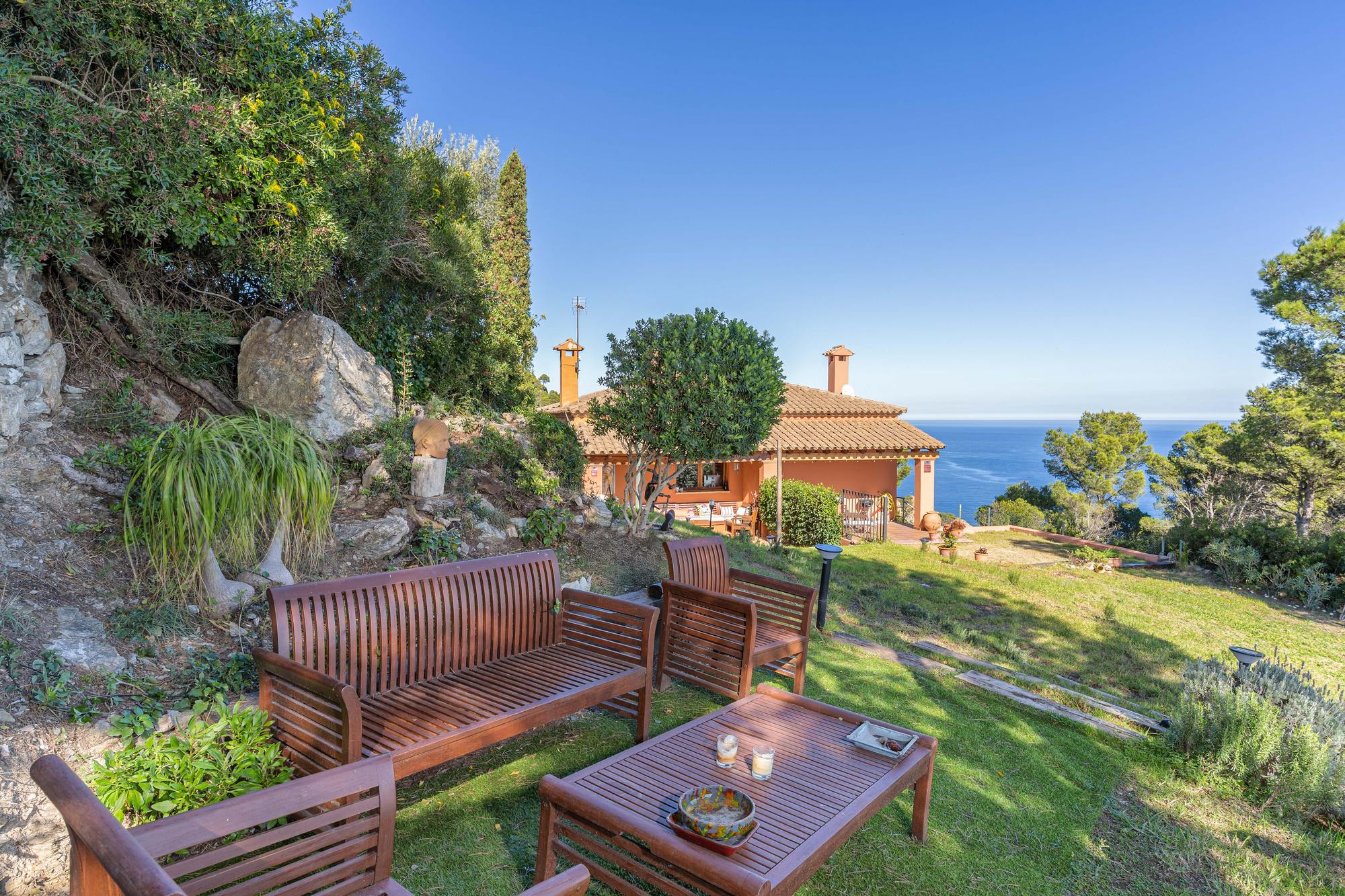 living - 205m² house / villa for sale in Sa Tuna, Costa Brava - featured