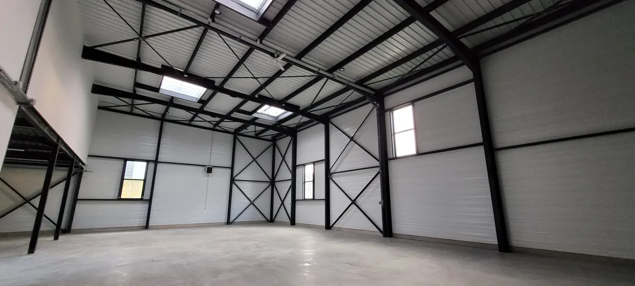 logistics - Activités / Bureaux À Louer - gallery - 4