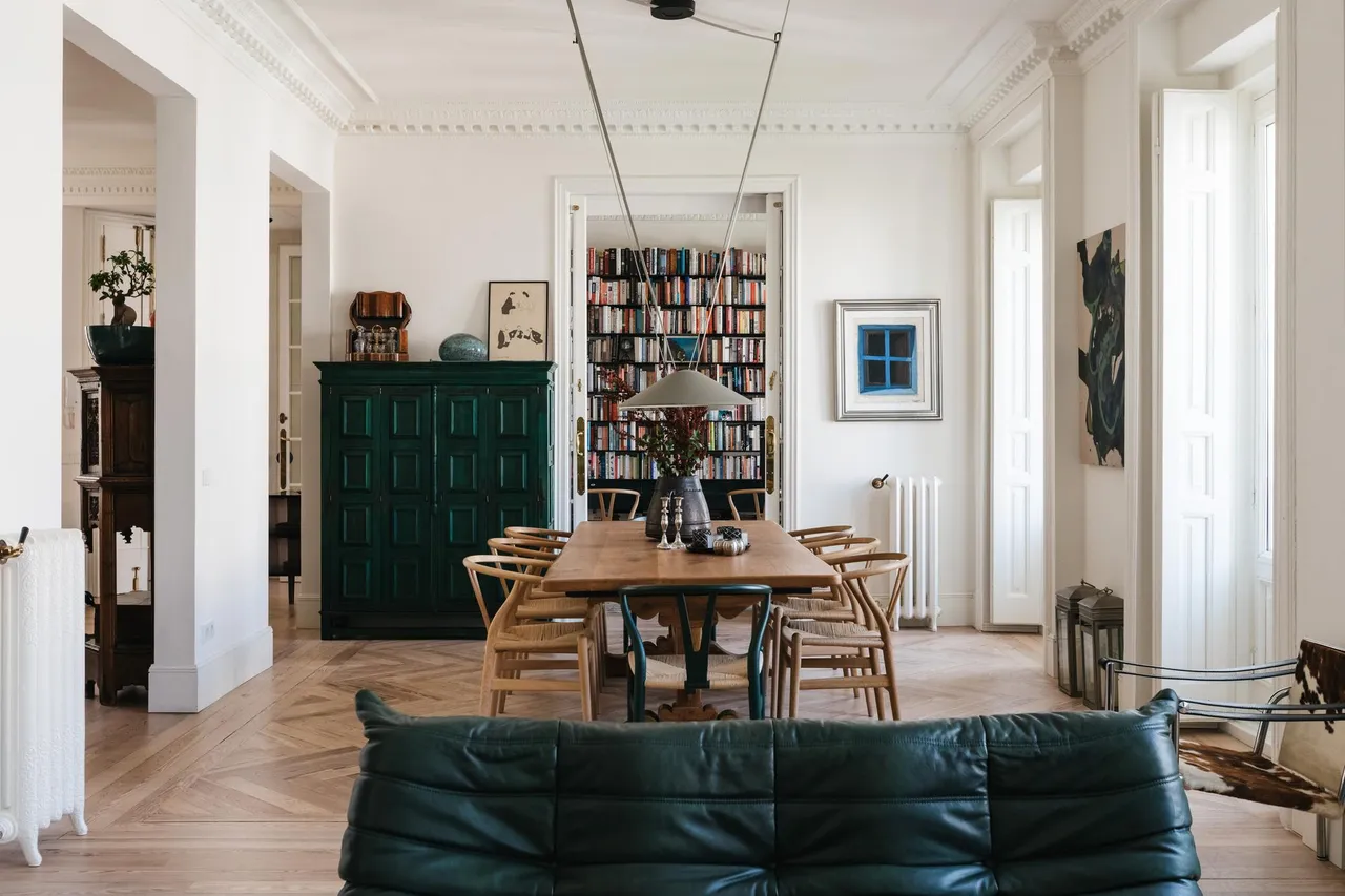 living - Piso de 238m² en venta en Jerónimos, Madrid - gallery - 8