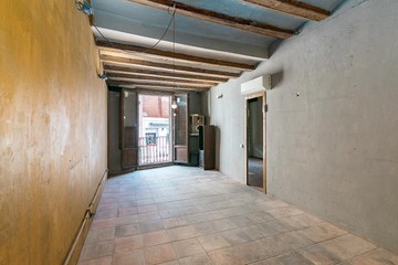living - Ático de 73m² con 50m² terraza en venta en El Raval - featured