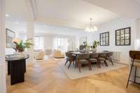 living - Piso de 243m² en venta en Castellana, Madrid - gallery thumbnail - 7
