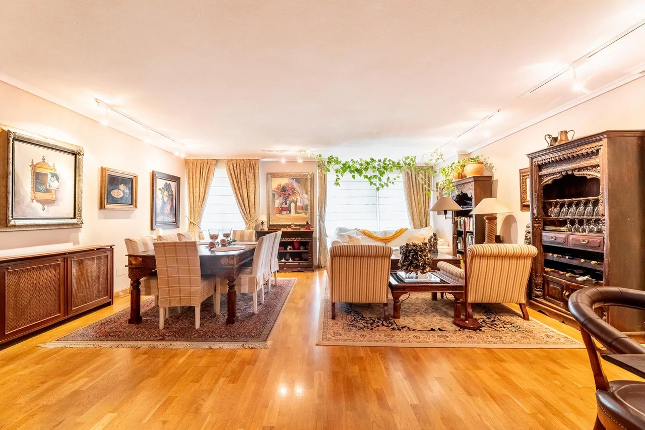 living - Ático de 212m² con 61m² terraza en venta en Majadahonda - gallery - 9