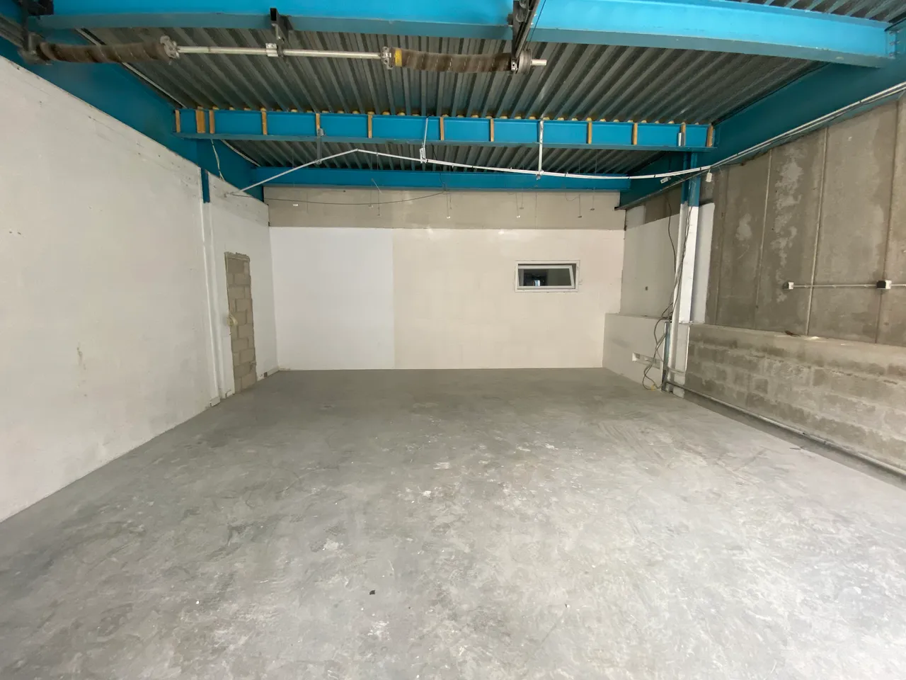 logistics - Activités / Bureaux À Louer - gallery - 2